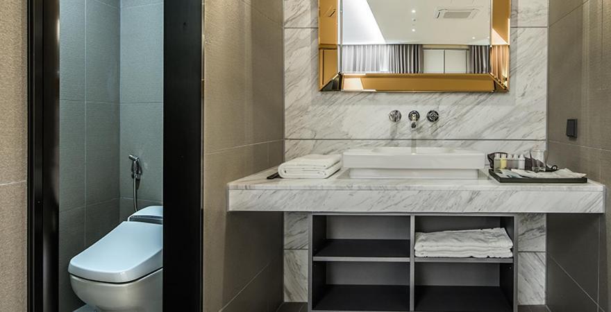 Rivertain Hotel Тегу Екстериор снимка