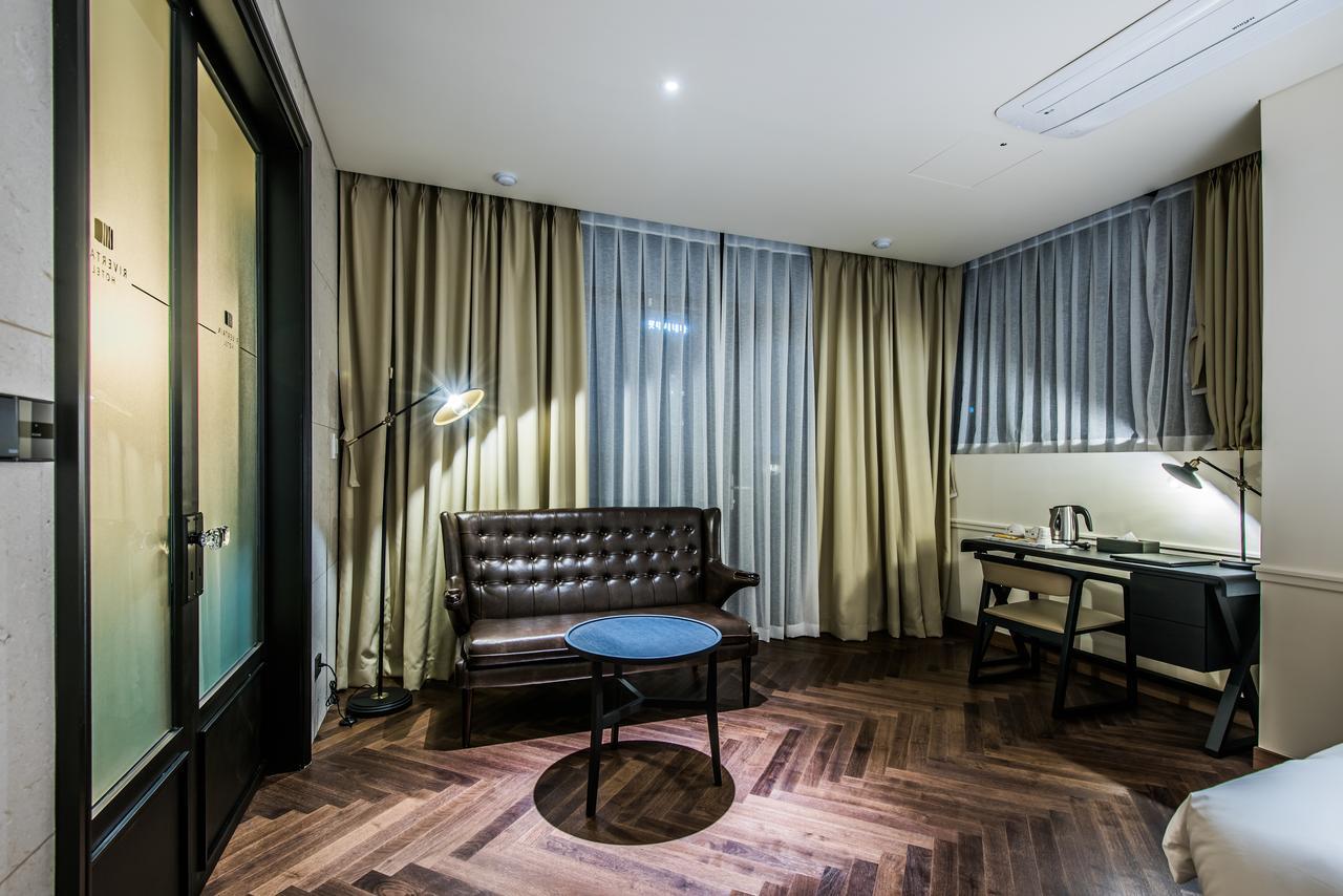 Rivertain Hotel Тегу Екстериор снимка