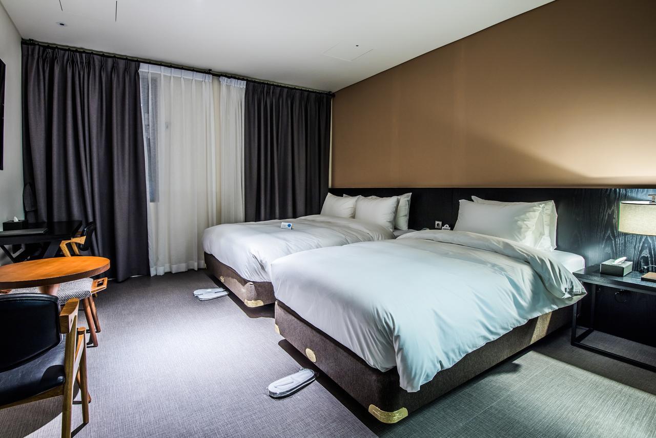 Rivertain Hotel Тегу Екстериор снимка