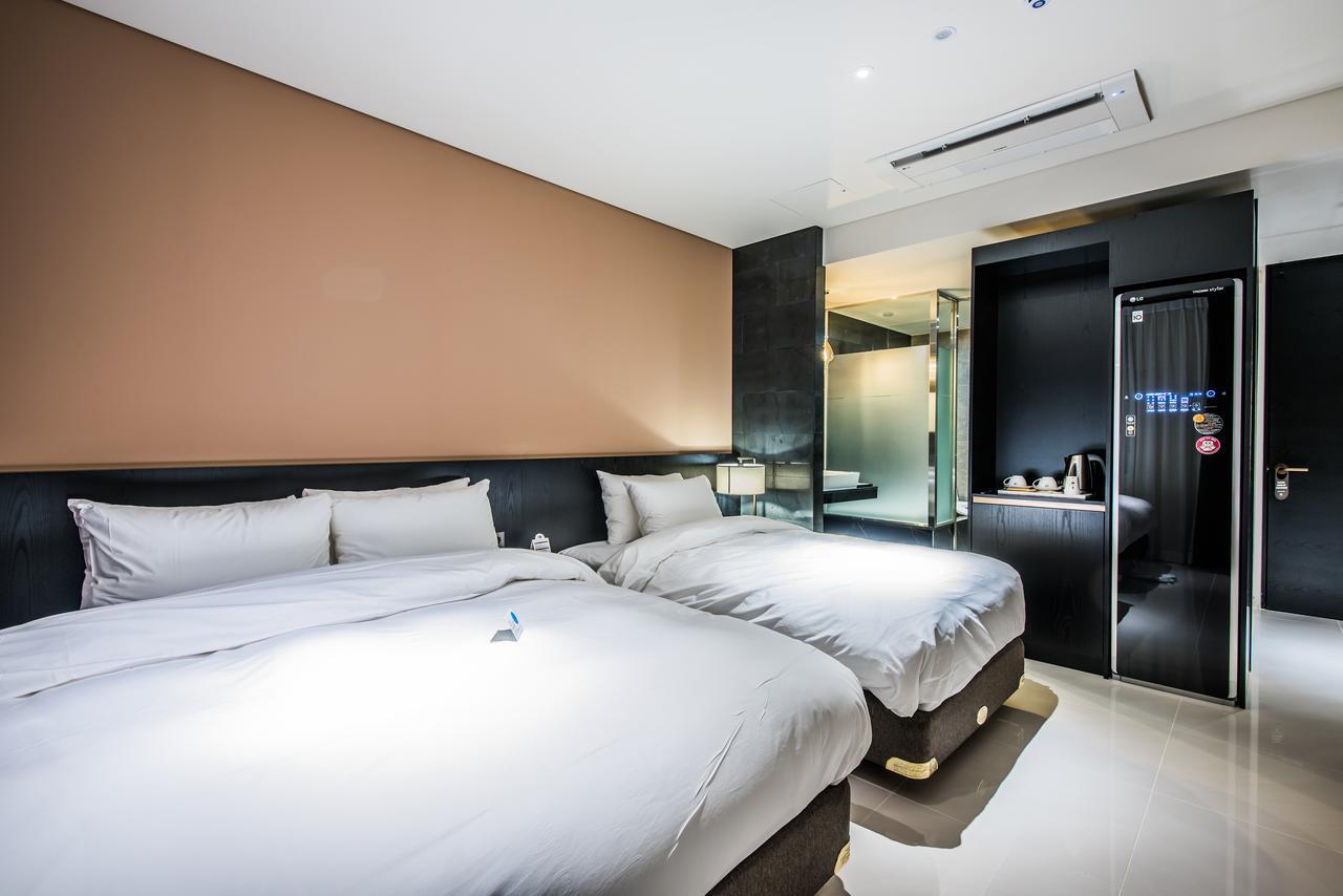 Rivertain Hotel Тегу Екстериор снимка