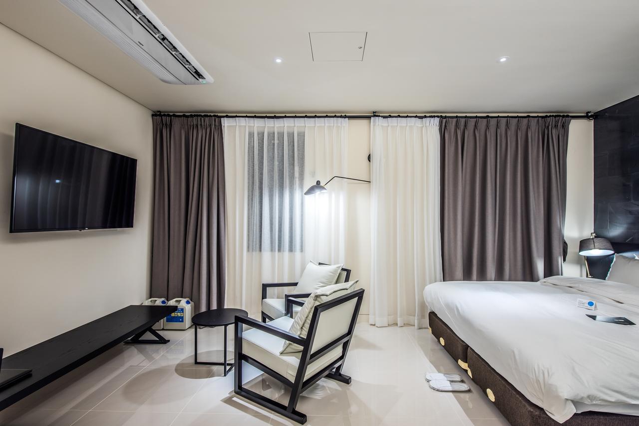 Rivertain Hotel Тегу Екстериор снимка