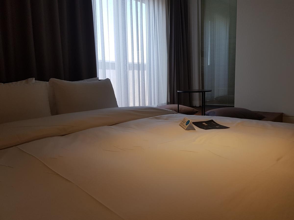 Rivertain Hotel Тегу Екстериор снимка