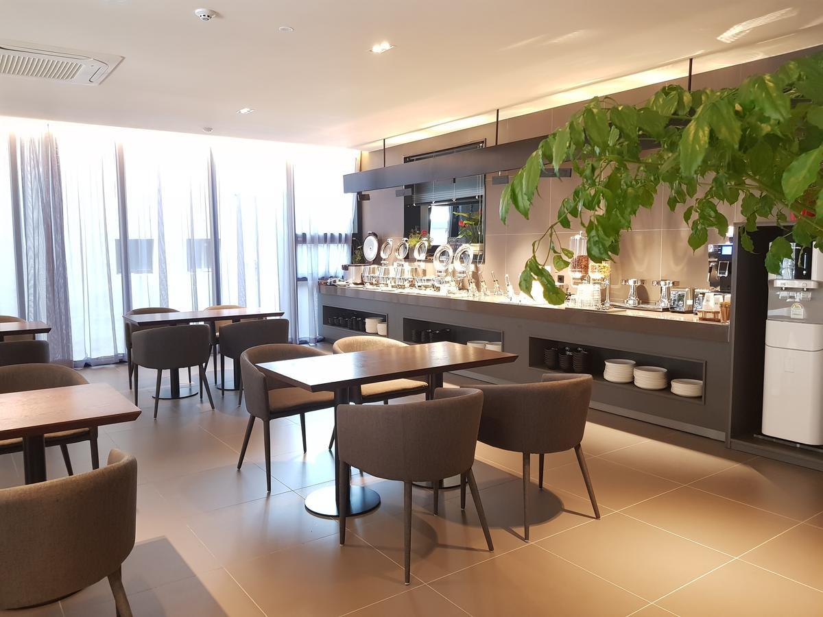 Rivertain Hotel Тегу Екстериор снимка