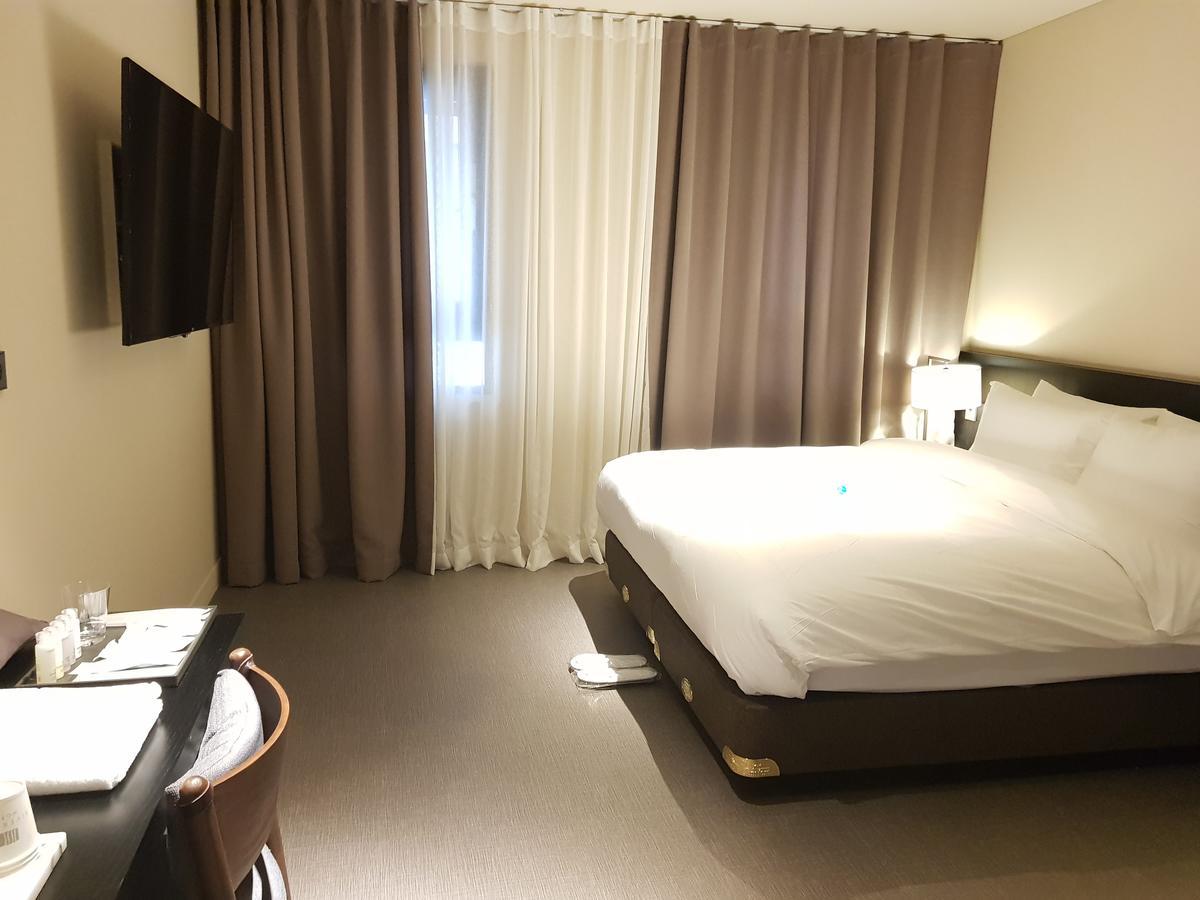 Rivertain Hotel Тегу Екстериор снимка