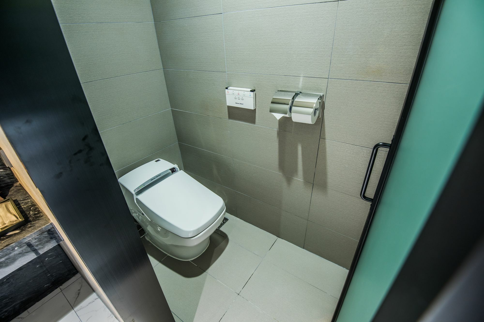Rivertain Hotel Тегу Екстериор снимка